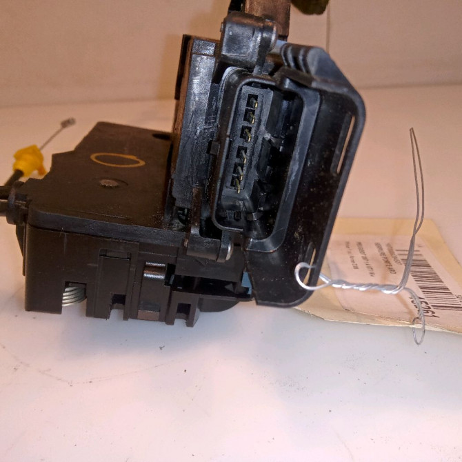 Serrure porte ard occasion PEUGEOT 207 Phase 1 04-2006->06-2013 1.4 VTI 16v 95ch 9138H8 3