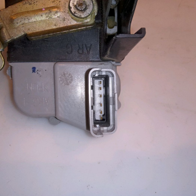 Serrure porte arg occasion CITROEN XSARA PICASSO Phase 1 12-1999->02-2004 2.0 HDi 90ch 913778 3