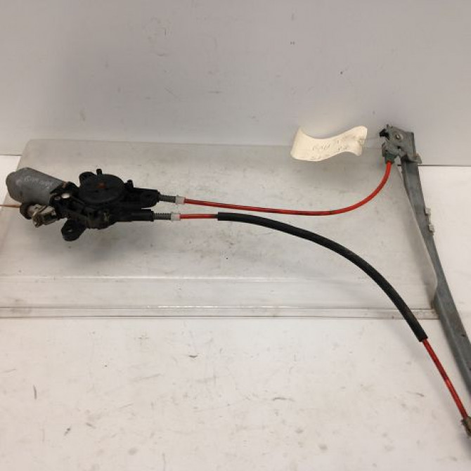 Mecanisme + moteur lève-glace avant droit occasion CITROEN SAXO Phase 1 03-1996->09-1999 1.5D 00009222H0 1