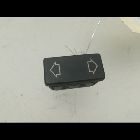 Commande lève-glace porte avant droite occasion PEUGEOT 405 Phase 2 07-1992->06-1996 1.8i 100ch