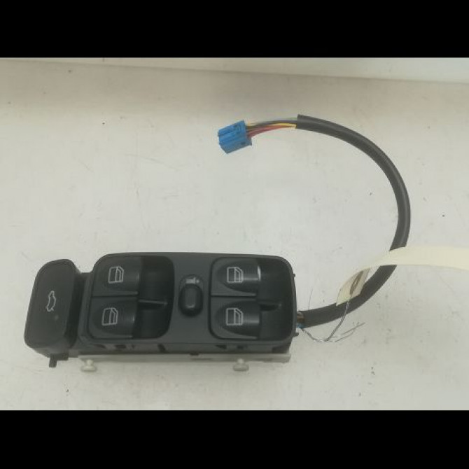 Commande lève-glace porte avant gauche occasion MERCEDES CLASSE C II Phase 1 05-2000->03-2004 C 220 CDI 20382106797167 1
