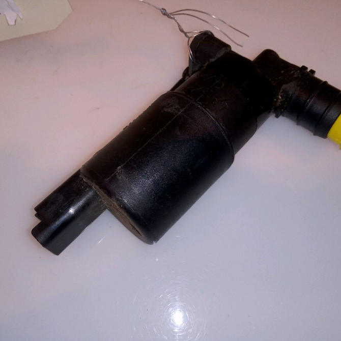 Pompe lave-glace avant occasion CITROEN C1 I Phase 1 06-2005->11-2008 1.0i 643476 1