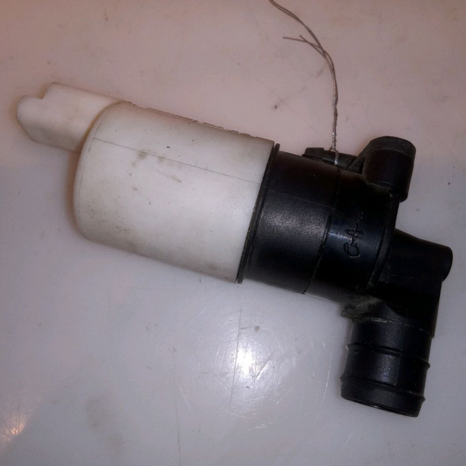 Pompe lave-glace avant occasion PEUGEOT 607 Phase 1 11-1999->09-2004 3.0i V6 643476 2