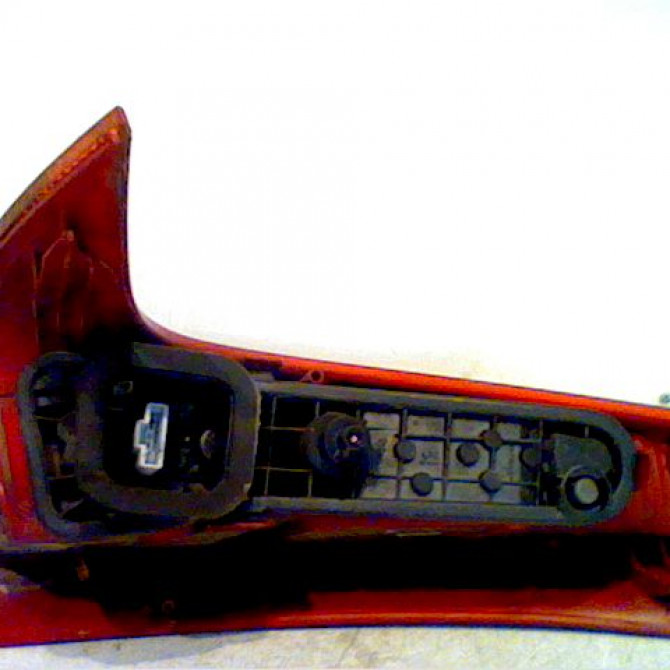 Feu arrière droit occasion PEUGEOT 206 Phase 1 09-1998->03-2009 6351R4 2