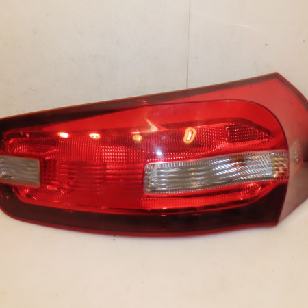 Feu arrière droit occasion CITROEN C4 PICASSO II Phase 1 04-2013->... 1.6 e-HDi 8v 115ch