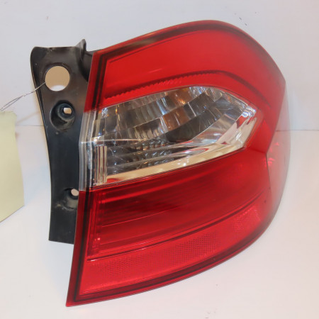 Feu arrière droit occasion KIA RIO III Phase 1 06-2011->... 1.1 CRDI 75ch 924201W210