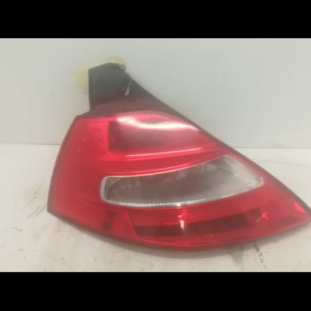 Feu arrière gauche occasion RENAULT MEGANE II Phase 2 01-2006->06-2009 1.5 DCI 85ch 8200413214