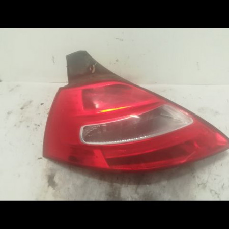 Feu arrière gauche occasion RENAULT MEGANE II Phase 2 01-2006->06-2009 1.6i 16v 110ch 8200413214