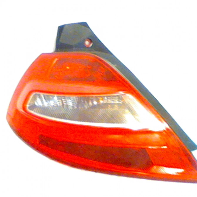 Feu arrière gauche occasion RENAULT MEGANE II Phase 1 09-2003->12-2005 8200413214 1