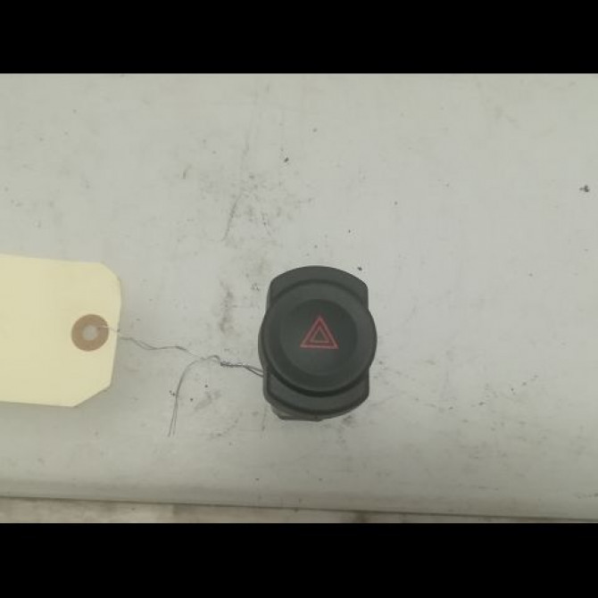 Bouton de warning occasion DACIA SANDERO I Phase 1 06-2008->10-2012 1.5 DCI 90ch 252905315R 1