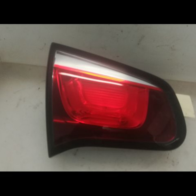 Feu arrière interieur gauche occasion CITROEN C3 II Phase 2 03-2013->12-2016 1.4 HDi 70ch 9803934380 1