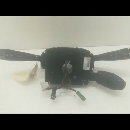 Bloc commodos occasion PEUGEOT 207 Phase 1 04-2006->06-2013 1.4 HDI 6242P3