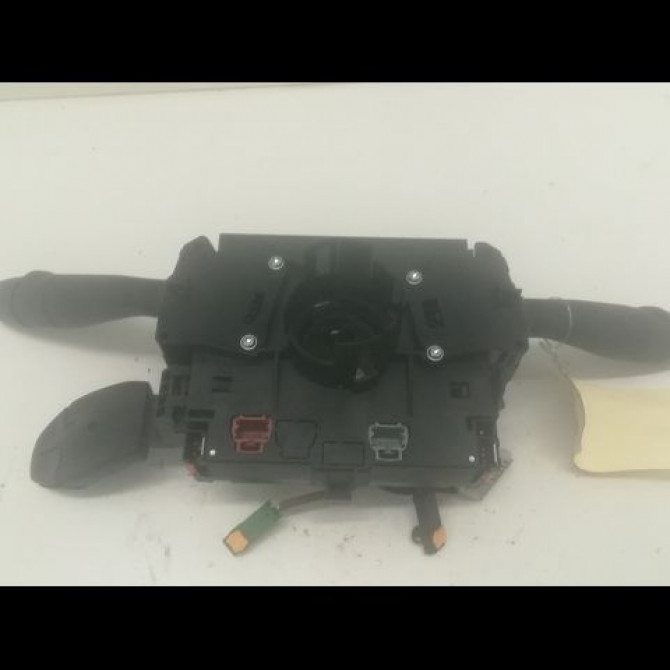 Bloc commodos occasion PEUGEOT 207 Phase 1 04-2006->06-2013 1.4 HDI 6242P3 4