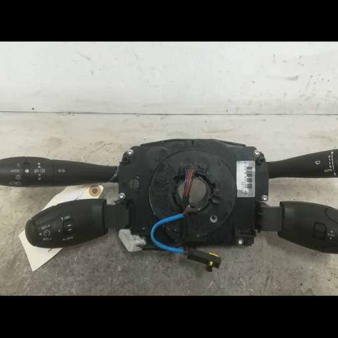 Bloc commodos occasion PEUGEOT 207 Phase 1 04-2006->06-2013 1.4 HDI 70ch 6242SJ 1