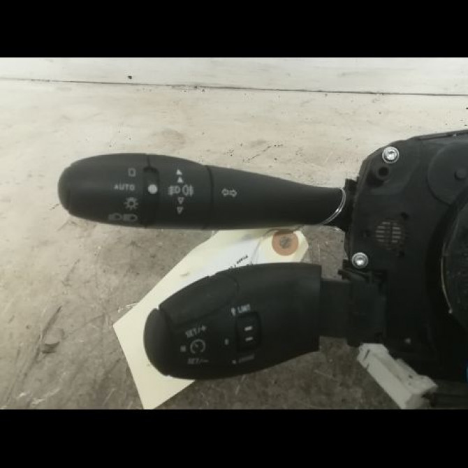 Bloc commodos occasion PEUGEOT 207 Phase 1 04-2006->06-2013 1.4 HDI 70ch 6242SJ 3