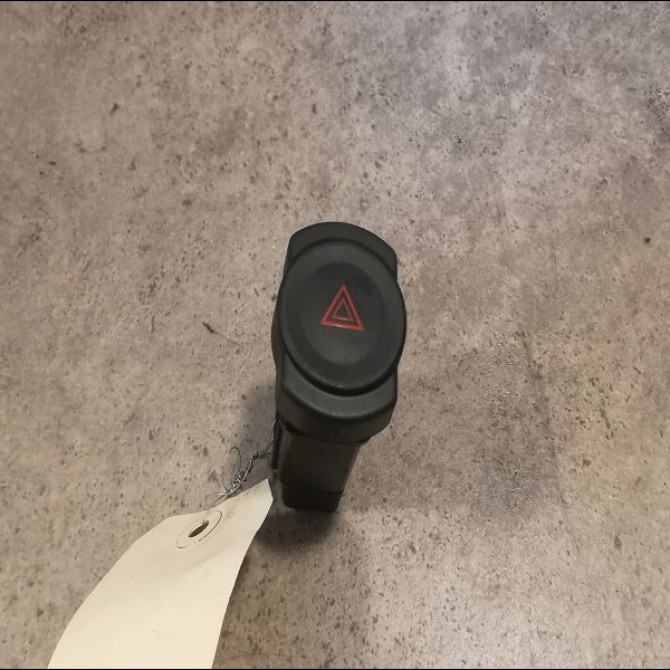Bouton de warning occasion DACIA SANDERO I Phase 1 06-2008->10-2012 252905315R 1