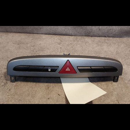 Bouton de warning occasion PEUGEOT 308 I Phase 1 09-2007->03-2011 1.6 HDI 16v 110ch