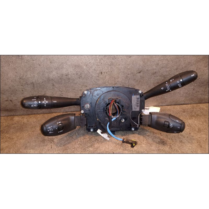 Bloc commodos occasion PEUGEOT 207 Phase 1 04-2006->06-2013 1.4 HDI 70ch 6242SJ 1