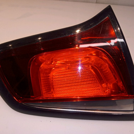 Feu arrière interieur gauche occasion CITROEN C3 II Phase 2 03-2013->12-2016 1.2i 82ch 9803934380