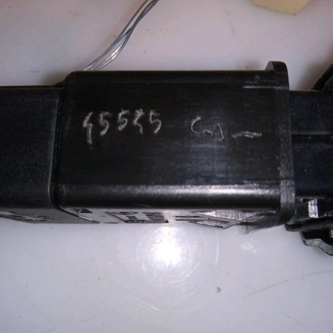 Bouton de warning occasion DACIA SANDERO I Phase 1 06-2008->10-2012 1.5 DCI 85ch 252905315R 3