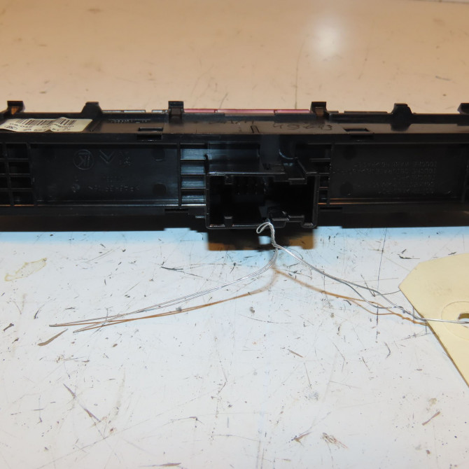 Bouton de warning occasion PEUGEOT 308 I Phase 1 09-2007->03-2011 1.6 HDI 16v 110ch 2