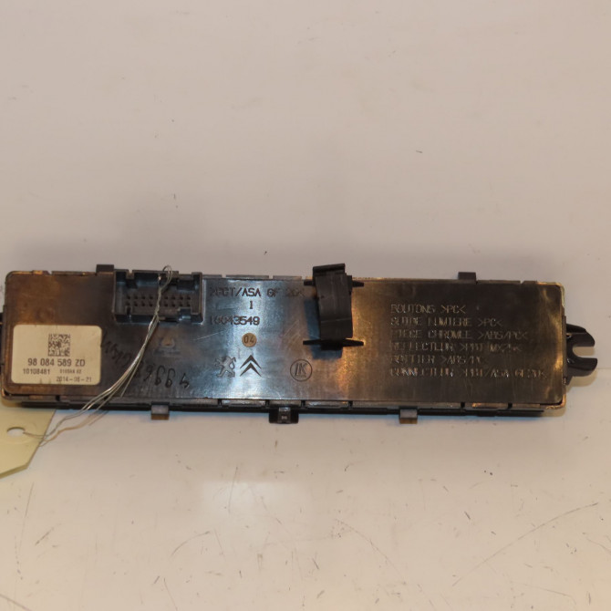 Bouton de warning occasion PEUGEOT 5008 I phase 2 09-2013->... 2.0 HDI 150ch 2