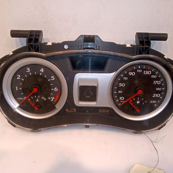 Compteur occasion RENAULT CLIO III Phase 1 09-2005->03-2009 1.4i 16v 100ch 8201060305 1