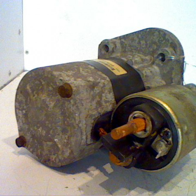 Démarreur occasion RENAULT LAGUNA II Phase 1 11-2000->03-2005 1.6 16v 8200049826 3