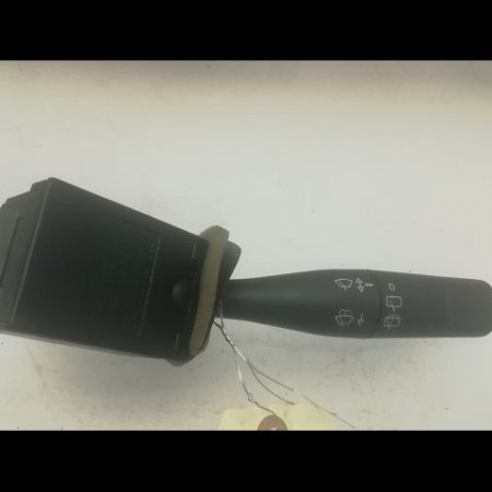 Commande essuie glace occasion PEUGEOT 106 Phase 2 04-1996->09-2003 1.1i 60ch 6239G6