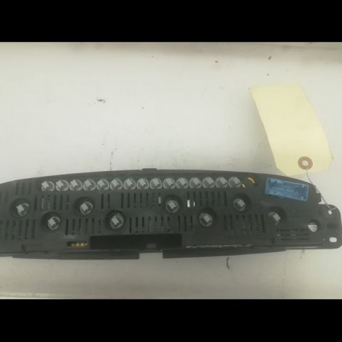 Compteur occasion CITROEN XSARA PICASSO Phase 1 12-1999->02-2004 1.8i 16v 6105VY 2