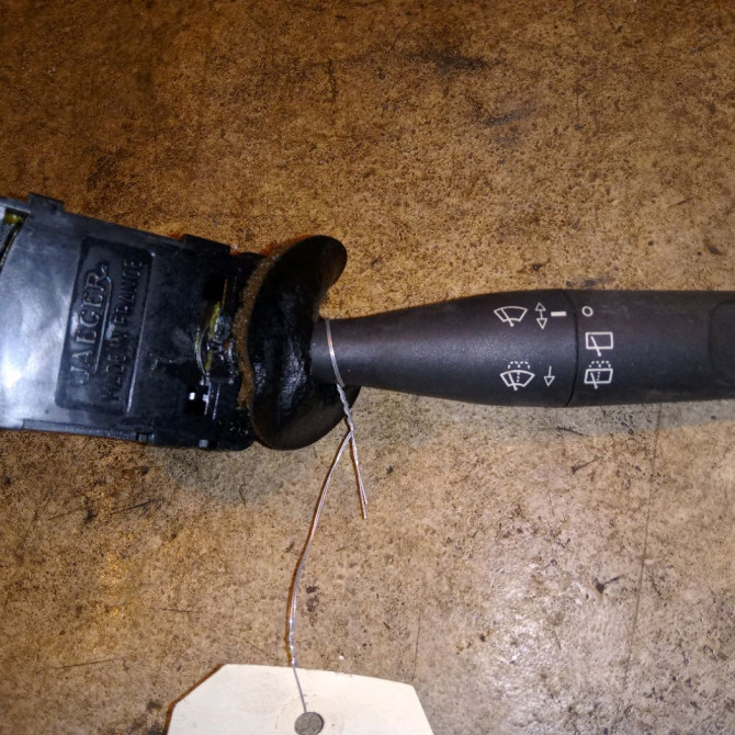 Commande essuie glace occasion CITROEN ZX Phase 2 BREAK 07-1994->06-1998 1.9 D 69ch 6239G6 1