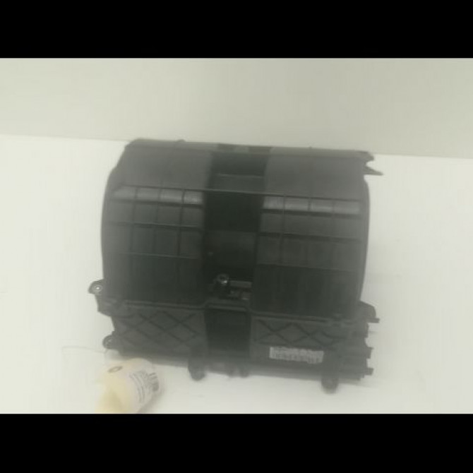Ventilateur de chauffage occasion RENAULT MEGANE III Phase 1 11-2008->01-2012 1.9 DCI 130ch 272104937R 1