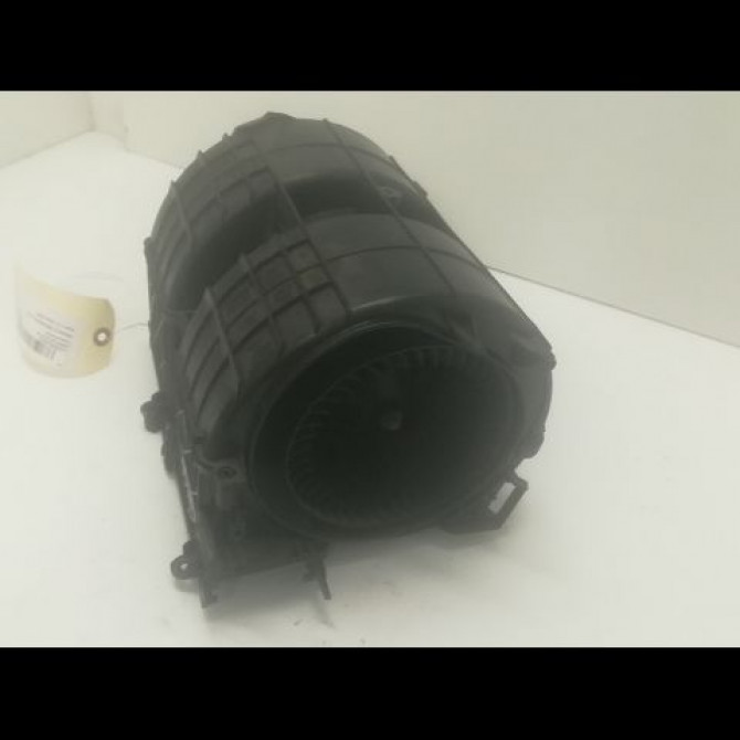 Ventilateur de chauffage occasion RENAULT MEGANE III Phase 1 11-2008->01-2012 1.9 DCI 130ch 272104937R 2