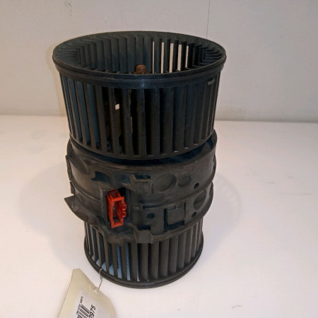 Ventilateur de chauffage occasion RENAULT MEGANE III Phase 1 11-2008->01-2012 1.9 DCI 130ch 272104937R