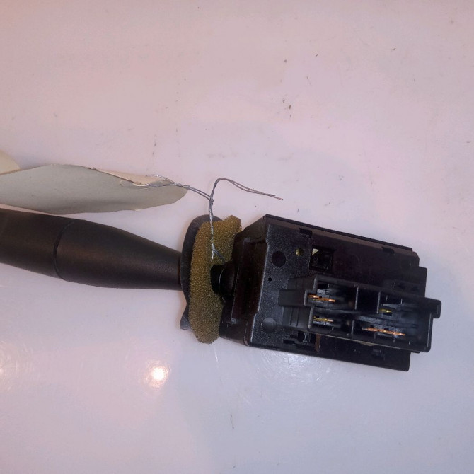 Commande essuie glace occasion CITROEN SAXO Phase 2 09-1999->12-2004 1.5D 6239G6 2