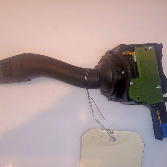 Commande essuie glace occasion AUDI A3 II Phase 2 06-2008->07-2012 8P0953519E9B9 2