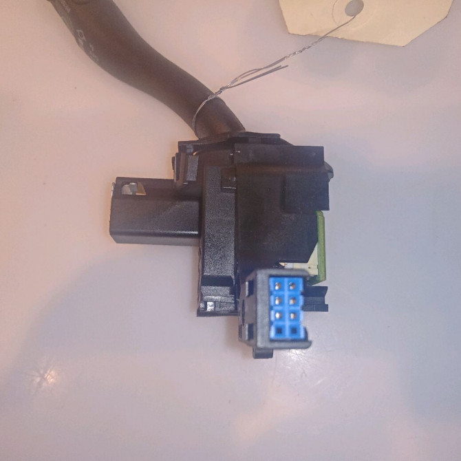 Commande essuie glace occasion AUDI A3 II Phase 2 06-2008->07-2012 8P0953519E9B9 3