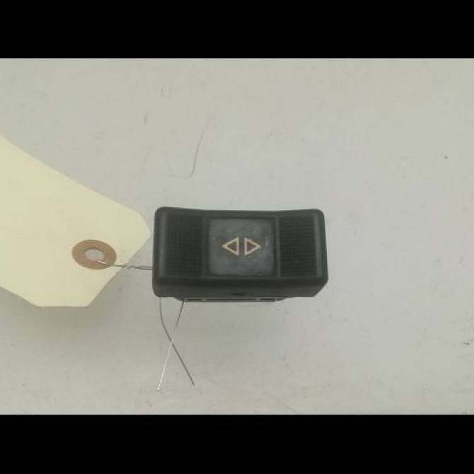 Commande leve-glace porte arrière gauche occasion RENAULT 19 Phase 2 04-1992->04-1997 1.8i 1