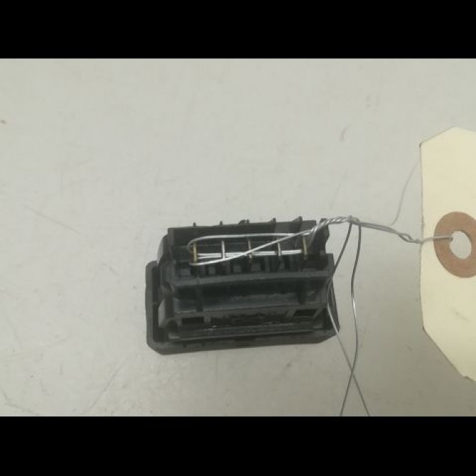 Commande leve-glace porte arrière gauche occasion RENAULT 19 Phase 2 04-1992->04-1997 1.8i 2