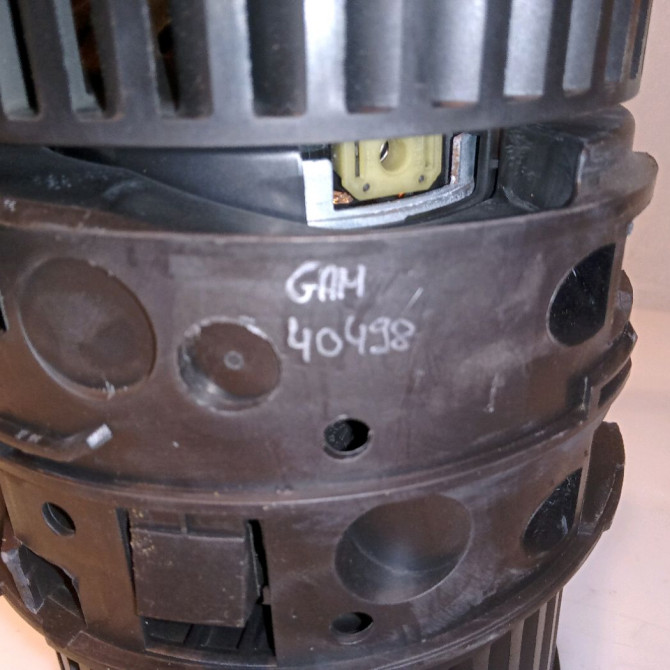 Ventilateur de chauffage occasion RENAULT MEGANE III Phase 1 11-2008->01-2012 1.5 DCI 110ch 272104937R 3