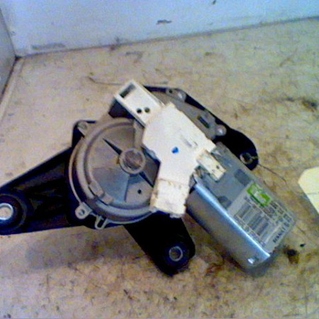 Moteur essuie-glace arrière occasion RENAULT MODUS Phase 1 09-2004->12-2007 1.4i 16v 8200313354