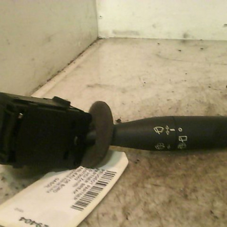 Commande essuie glace occasion PEUGEOT PARTNER I Phase 2 11-2002->05-2008 2.0 HDI 6239G6