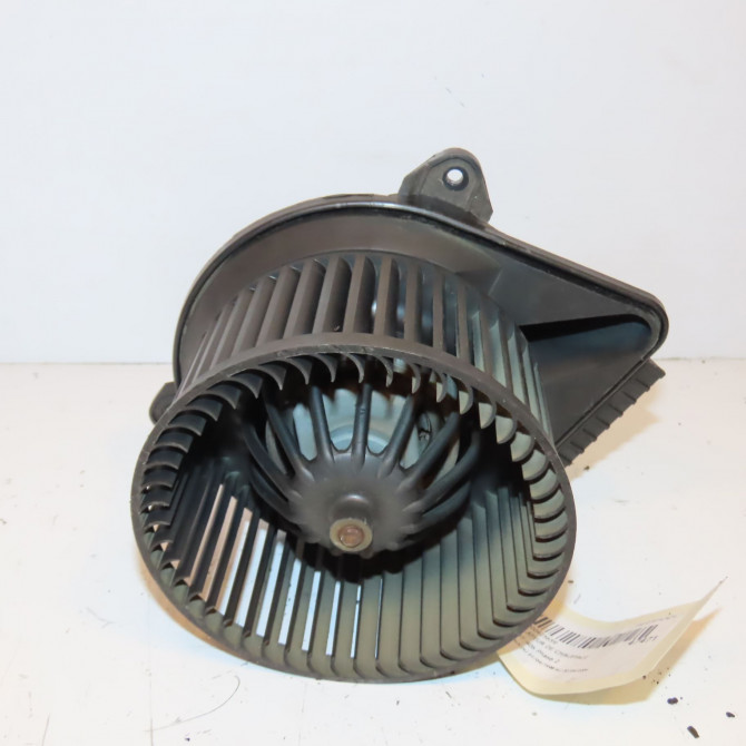 Ventilateur de chauffage occasion PEUGEOT 406 Phase 2 04-1999->04-2004 2.0 HDI 110ch 6441K9 2
