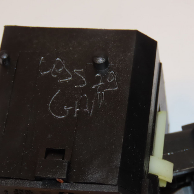 Commande essuie glace occasion DACIA LOGAN I Phase 2 07-2008->12-2012 1.5 DCI 70ch 6001551356 2