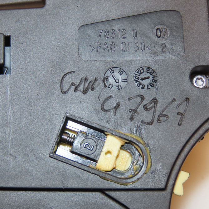 Commande clignotant occasion FORD FIESTA VI Phase 2 11-2012->... 1.5 TDCI 95ch 1785900 2