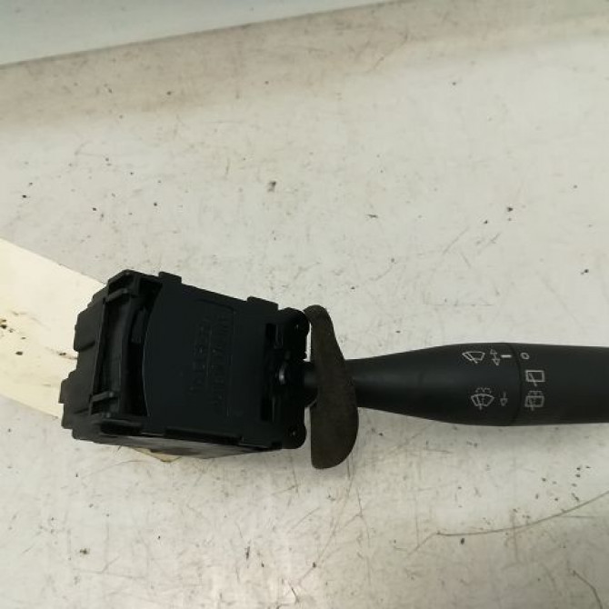 Commande essuie glace occasion CITROEN SAXO Phase 1 03-1996->09-1999 1.5D 6239G6 1