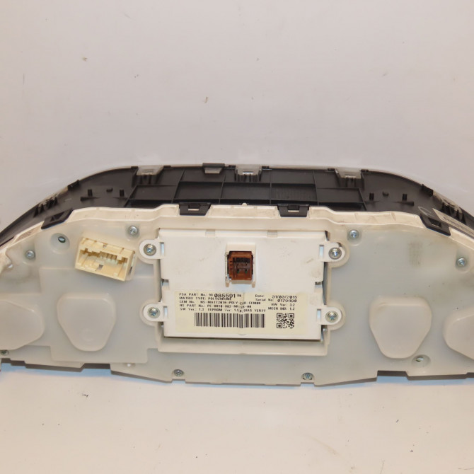 Compteur occasion PEUGEOT 2008 Phase 1 01-2013->... 1.2i PURETECH 110ch 9822633180 2