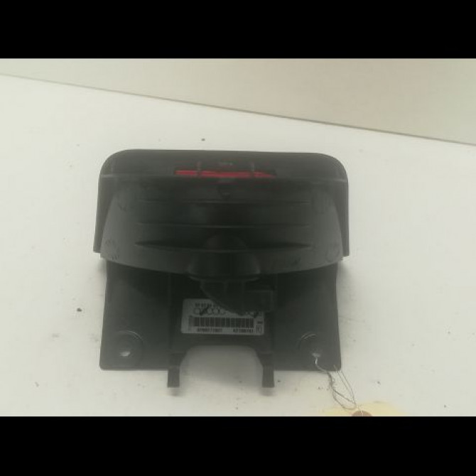 Feux stop supplementaire occasion DACIA LOGAN I Phase 2 07-2008->12-2012 1.5 DCI 85ch 6001546796 2