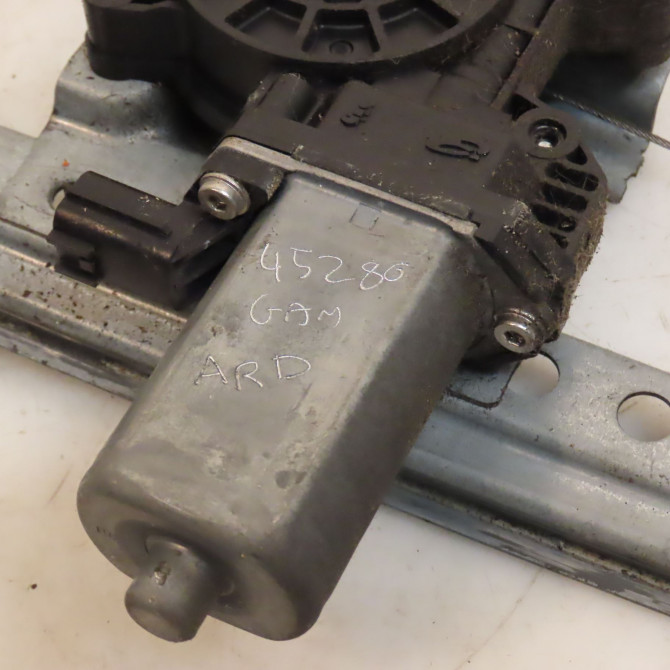 Mecanisme+moteur leve-glace ard occasion DACIA LODGY Phase 1 01-2012->... 1.2 TCE 115ch 827202127R 3