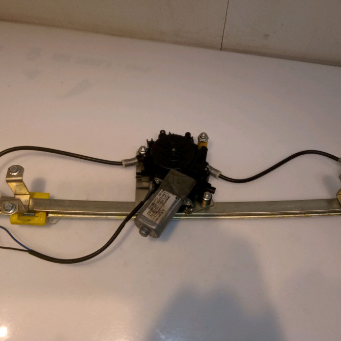 Mecanisme+moteur leve-glace ard occasion OPEL ZAFIRA I Phase 1 03-1999->07-2005 2.2 DTI 16v 125ch 90579540 1